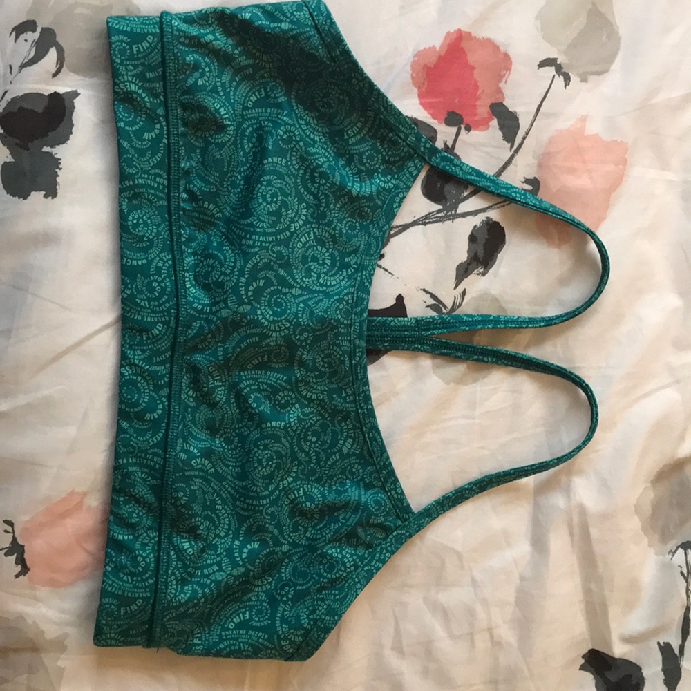 Lululemon yoga bra